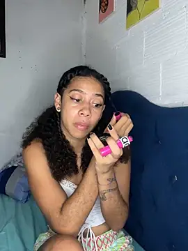 Miley and Vash online show from 03-09-25, 07:26