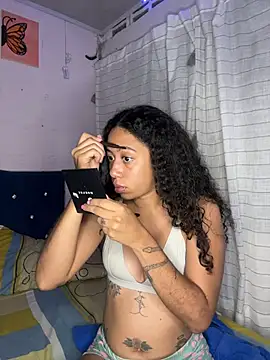 Miley and Vash online show from 10-20-25, 09:26