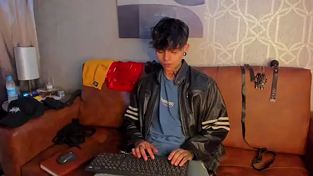 AcidMilo online show from 12-07-24, 11:40