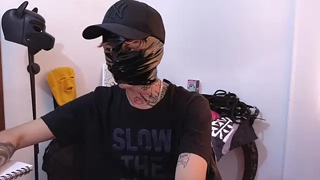 AcidMilo online show from 02-07-25, 09:04