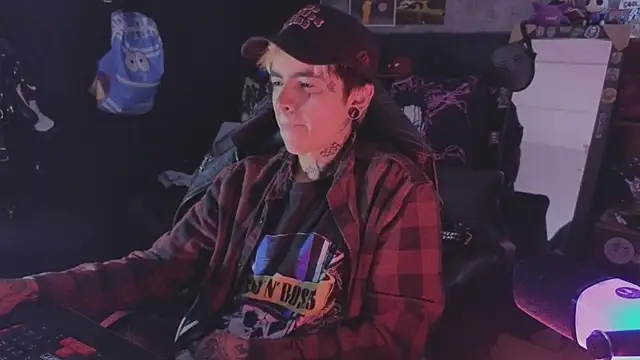 AcidMilo online show from 07-19-26, 04:00