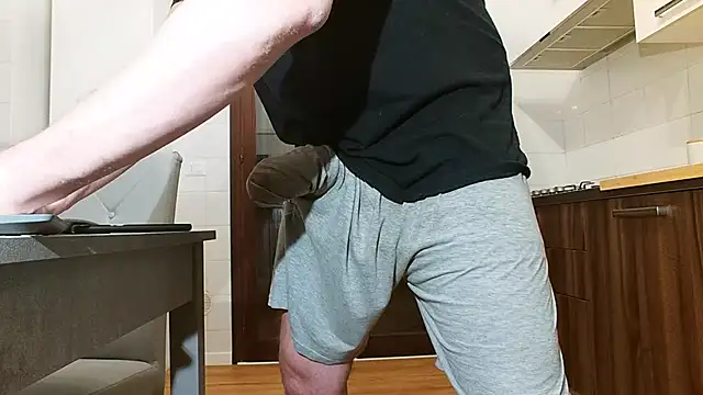 Snapshot of asa92921 chatting on 12-06-24, 02:06 asa92921 online show from 12-06-24, 02:06