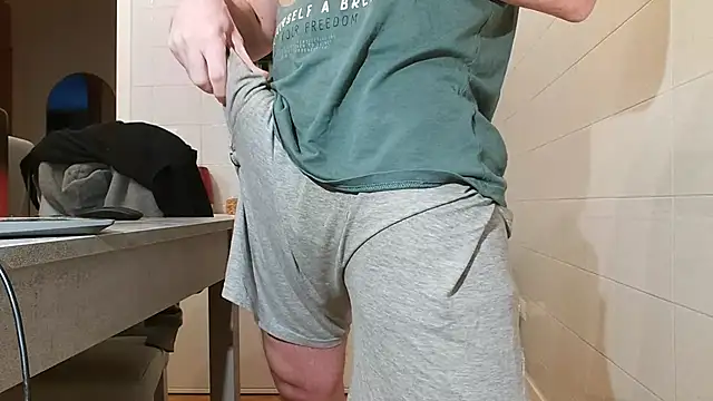 Snapshot of asa92921 chatting on 02-03-25, 03:38 asa92921 online show from 02-03-25, 03:38