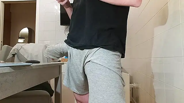 Snapshot of asa92921 chatting on 02-24-25, 05:20 asa92921 online show from 02-24-25, 05:20