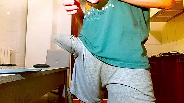 Snapshot of asa92921 chatting on 03-04-25, 07:43 asa92921 online show from 03-04-25, 07:43