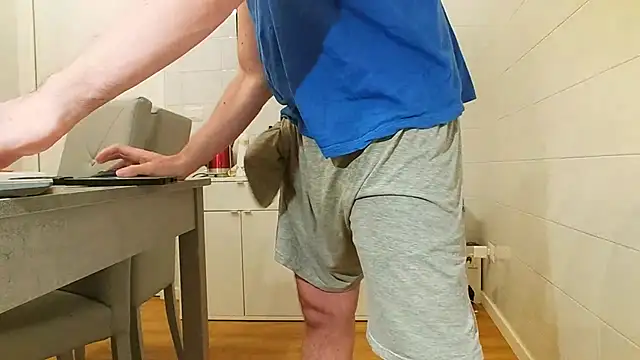 Snapshot of asa92921 chatting on 09-08-25, 02:27 asa92921 online show from 09-08-25, 02:27