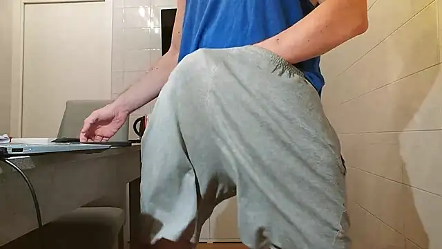 Snapshot of asa92921 chatting on 09-10-25, 03:23 asa92921 online show from 09-10-25, 03:23