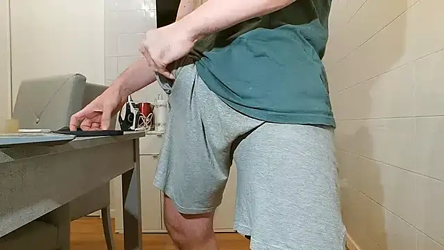 Snapshot of asa92921 chatting on 09-15-25, 03:45 asa92921 online show from 09-15-25, 03:45