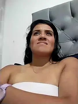 zhayra rose online show from 12-06-24, 04:25