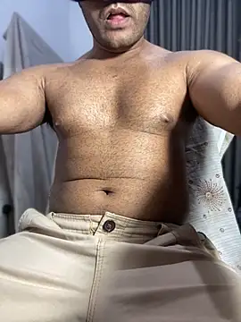 Snapshot of Lahirumadu2 chatting on 11-28-25, 12:19 Lahirumadu2 online show from 11-28-25, 12:19