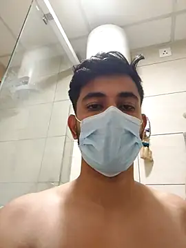 Snapshot of bigdickfuckuu chatting on 09-26-25, 02:37 bigdickfuckuu online show from 09-26-25, 02:37