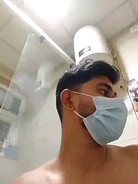 Snapshot of bigdickfuckuu chatting on 09-26-25, 05:17 bigdickfuckuu online show from 09-26-25, 05:17