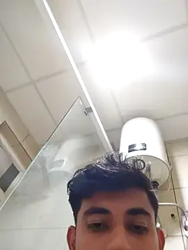 Snapshot of bigdickfuckuu chatting on 09-29-25, 03:55 bigdickfuckuu online show from 09-29-25, 03:55