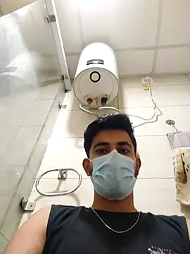 Snapshot of bigdickfuckuu chatting on 10-11-25, 10:03 bigdickfuckuu online show from 10-11-25, 10:03