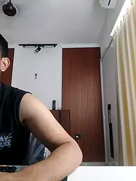 Snapshot of bigdickfuckuu chatting on 10-14-25, 07:09 bigdickfuckuu online show from 10-14-25, 07:09