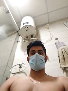 Snapshot of bigdickfuckuu chatting on 10-24-25, 07:27 bigdickfuckuu online show from 10-24-25, 07:27