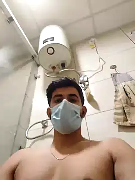 Snapshot of bigdickfuckuu chatting on 10-25-25, 08:55 bigdickfuckuu online show from 10-25-25, 08:55