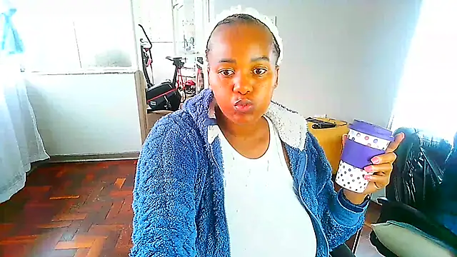 Snapshot of Charlie-Crawford chatting on 02-20-25, 04:50 Charlie-Crawford online show from 02-20-25, 04:50