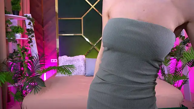 LittleeCutee online show from 02-08-26, 08:40