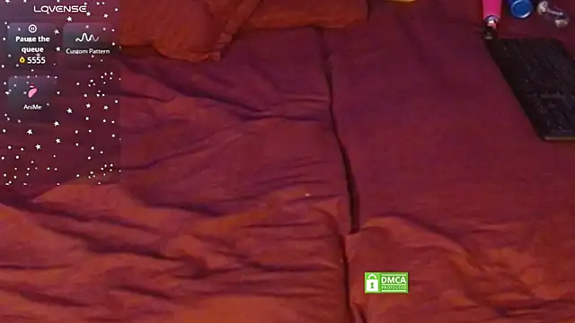 CrossyAayesha online show from 05-25-26, 04:24