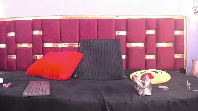 Snapshot of ttata_3 chatting on 01-21-25, 07:39 ttata 3 online show from 01-21-25, 07:39