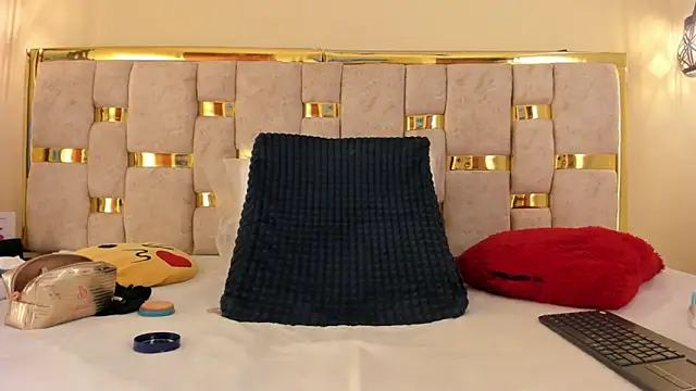 Snapshot of ttata_3 chatting on 09-25-25, 07:39 ttata 3 online show from 09-25-25, 07:39