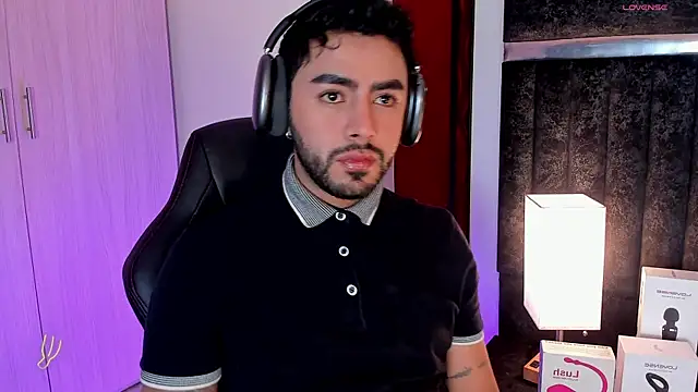 ItsMeEros online show from 02-08-25, 10:51