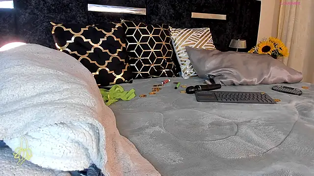 ItsMeEros online show from 03-18-25, 12:38