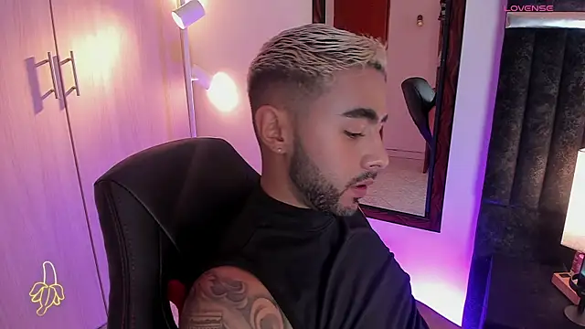 ItsMeEros online show from 09-29-25, 10:47