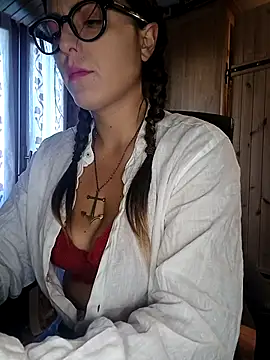 dolcehelena993 online show from 09-20-25, 12:28