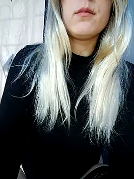 dolcehelena993 online show from 03-15-26, 01:17