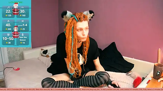 Snapshot of Littlepinkcat chatting on 12-15-24, 11:20 Littlepinkcat online show from 12-15-24, 11:20