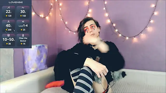 Snapshot of Littlepinkcat chatting on 01-30-25, 06:10 Littlepinkcat online show from 01-30-25, 06:10