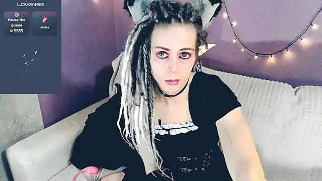 Snapshot of Littlepinkcat chatting on 02-20-25, 01:19 Littlepinkcat online show from 02-20-25, 01:19