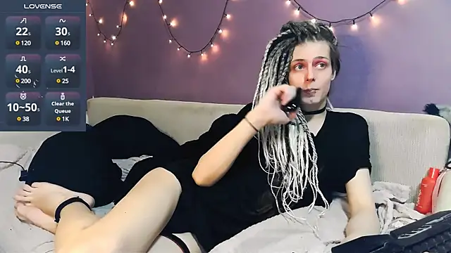 Snapshot of Littlepinkcat chatting on 03-14-25, 04:30 Littlepinkcat online show from 03-14-25, 04:30