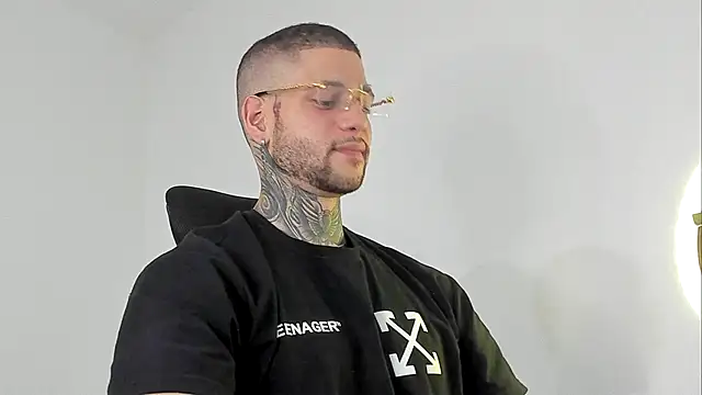  jamesleandros1 online show from 09-30-25, 02:05