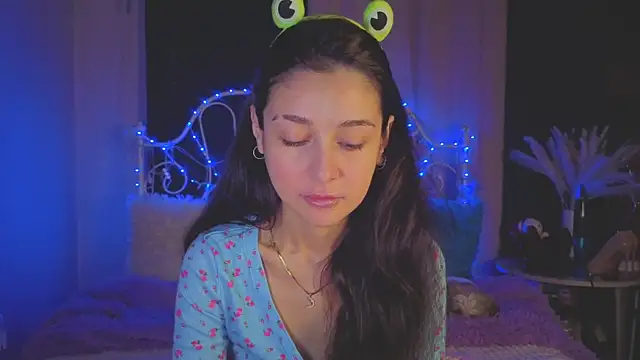 Funny Bunny online show from 10-25-25, 02:30