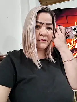 Dalessa Bigtits online show from 03-12-26, 07:20