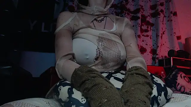 Silentmary online show from 10-31-25, 03:40