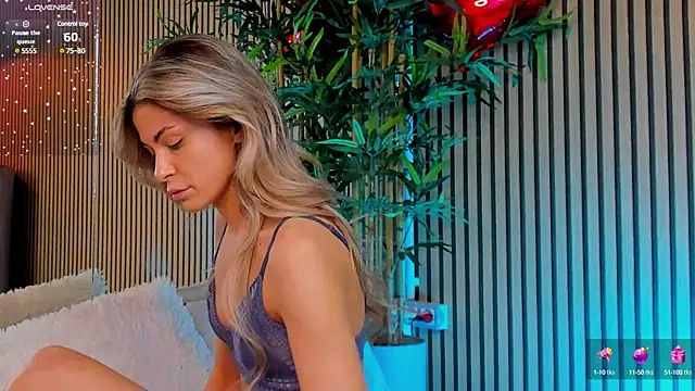 Avril Cyrus online show from 02-18-25, 07:10