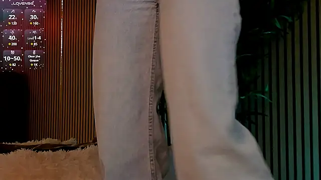 Avril Cyrus online show from 02-22-25, 10:18