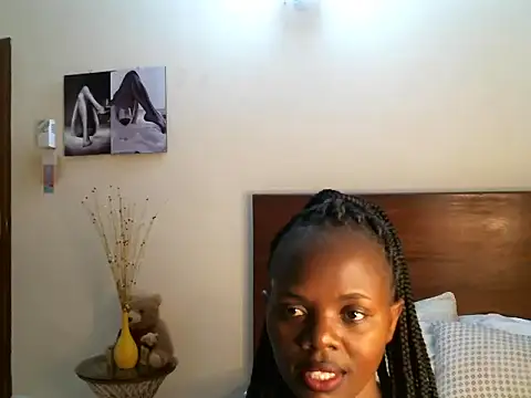 Snapshot of pay_tience chatting on 05-18-26, 06:19 pay tience online show from 05-18-26, 06:19