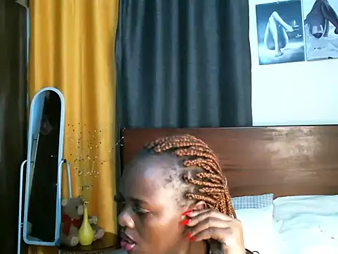 Snapshot of pay_tience chatting on 06-15-26, 02:14 pay tience online show from 06-15-26, 02:14