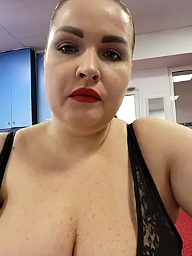 Snapshot of GeorgiaLerox chatting on 02-18-25, 12:49 GeorgiaLerox online show from 02-18-25, 12:49