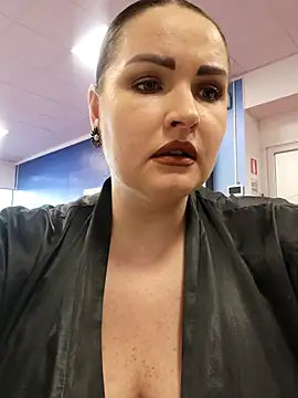 Snapshot of GeorgiaLerox chatting on 03-13-25, 12:35 GeorgiaLerox online show from 03-13-25, 12:35