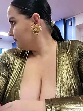 Snapshot of GeorgiaLerox chatting on 10-13-25, 11:43 GeorgiaLerox online show from 10-13-25, 11:43