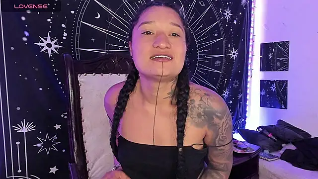 Eva Lee  online show from 10-09-25, 09:18