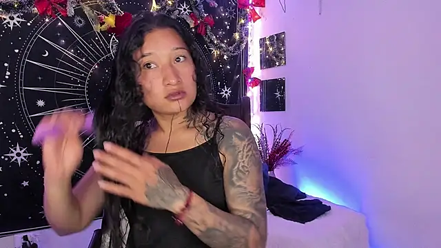 Eva Lee  online show from 12-23-25, 08:45