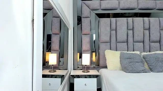 EMMAHILL1 online show from 01-04-25, 06:09