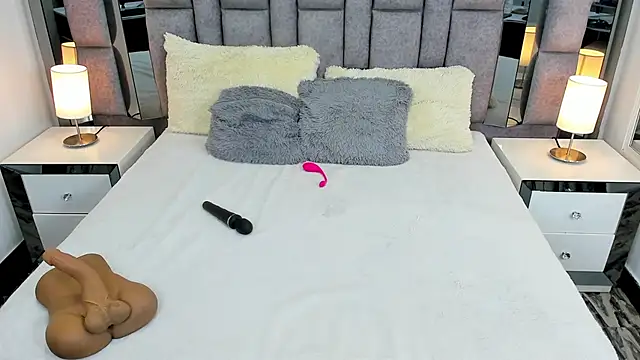 EMMAHILL1 online show from 01-09-25, 07:08